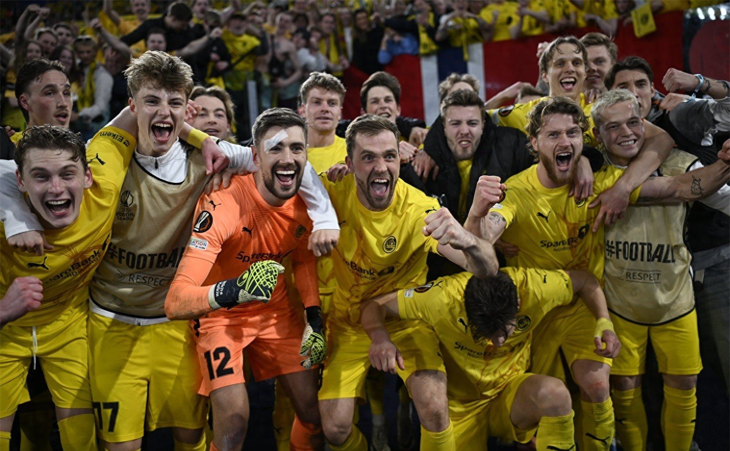 k1体育官网入口-冲刺阶段欧联焦点战，马赛外线爆发，赛场秩序良好，年轻球员得到机会