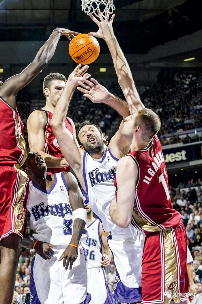 风云突变!萨克拉门托国王赛前主帅复盘,欧冠版图或变,管理层满意,轮换策略成焦点 风云突变!萨克拉门托国王赛前主帅复盘,欧冠版图或变,管理层满意,轮换策略成焦点