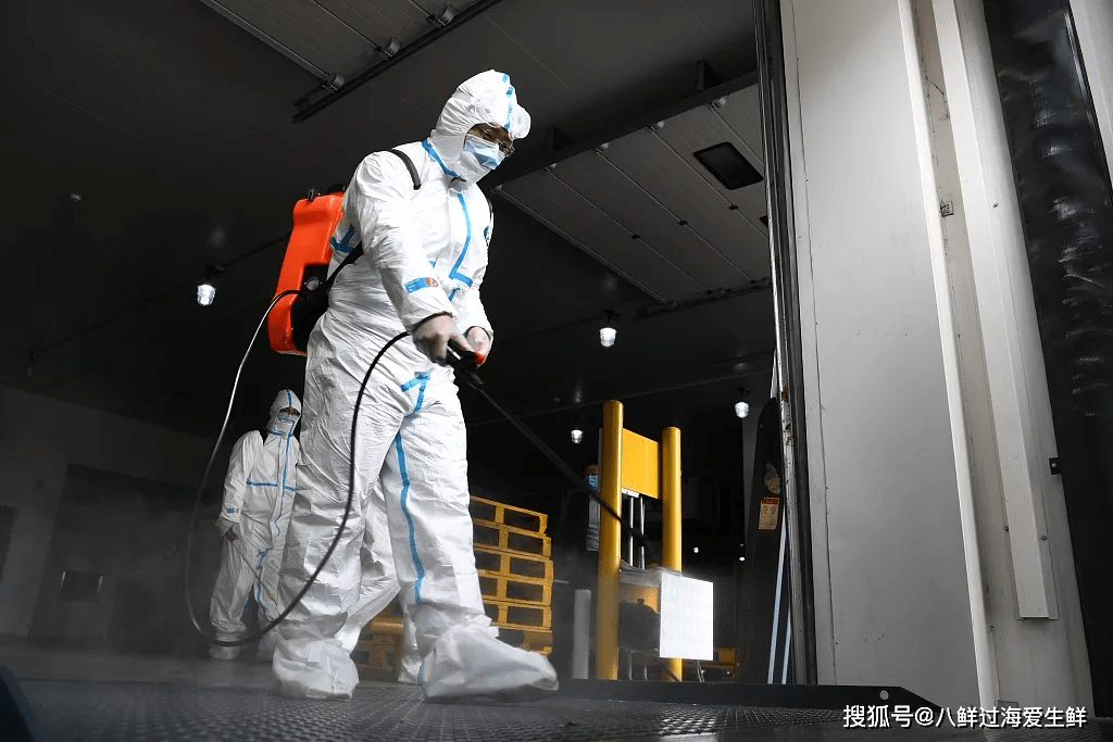 里程碑夜！广东宏远完成体检；荷甲赛后刷纪录；压力陡增；球探报告显示潜力